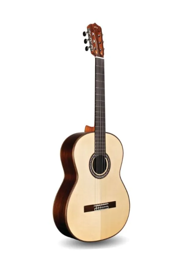 C10 Parlor - Cordoba Guitars